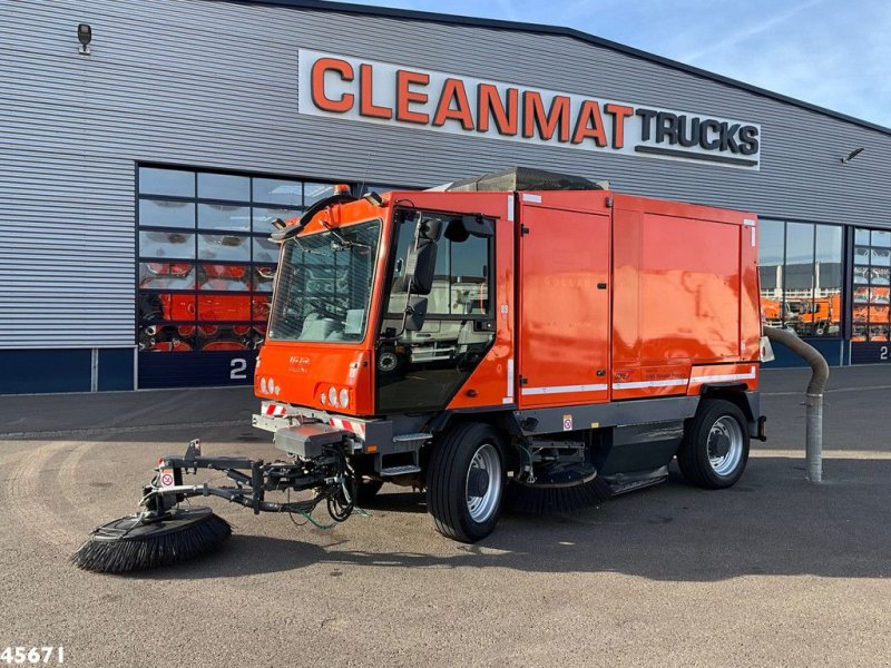 Kehrmaschine van het type Dulevo 5020 Euro 6 with 3-rd brush, Gebrauchtmaschine in ANDELST (Foto 1)