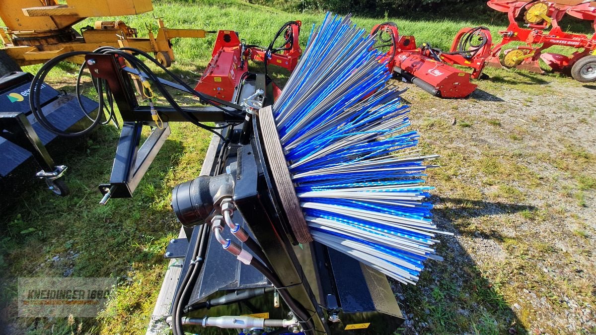 Kehrmaschine des Typs Eco Kehrmaschine 230 cm, Gebrauchtmaschine in Altenfelden (Bild 9)