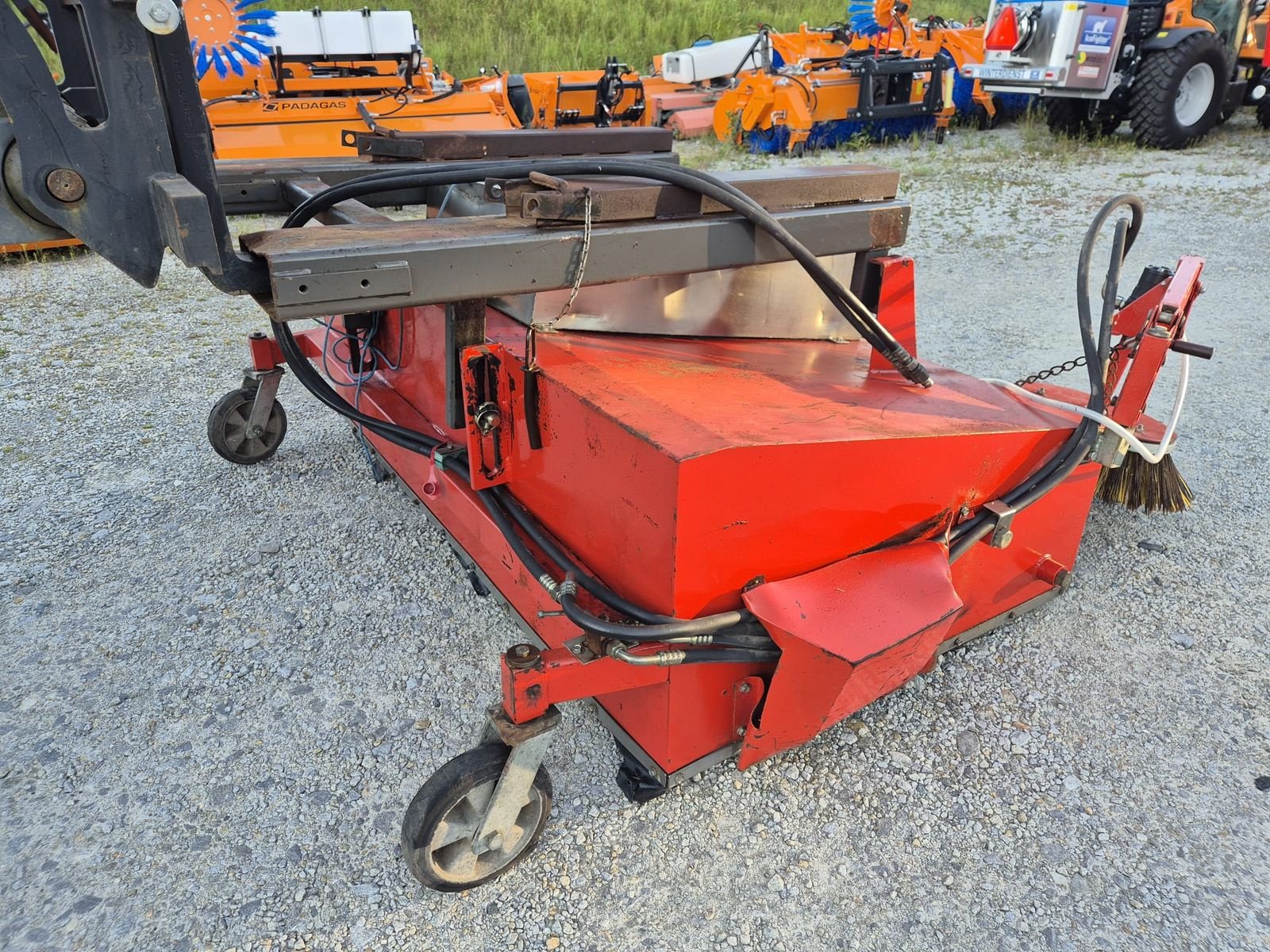 Kehrmaschine Türe ait Eco Kehrmaschine Stapler Radlader Bema Tuchel, Gebrauchtmaschine içinde Aigen-Schlägl (resim 12)