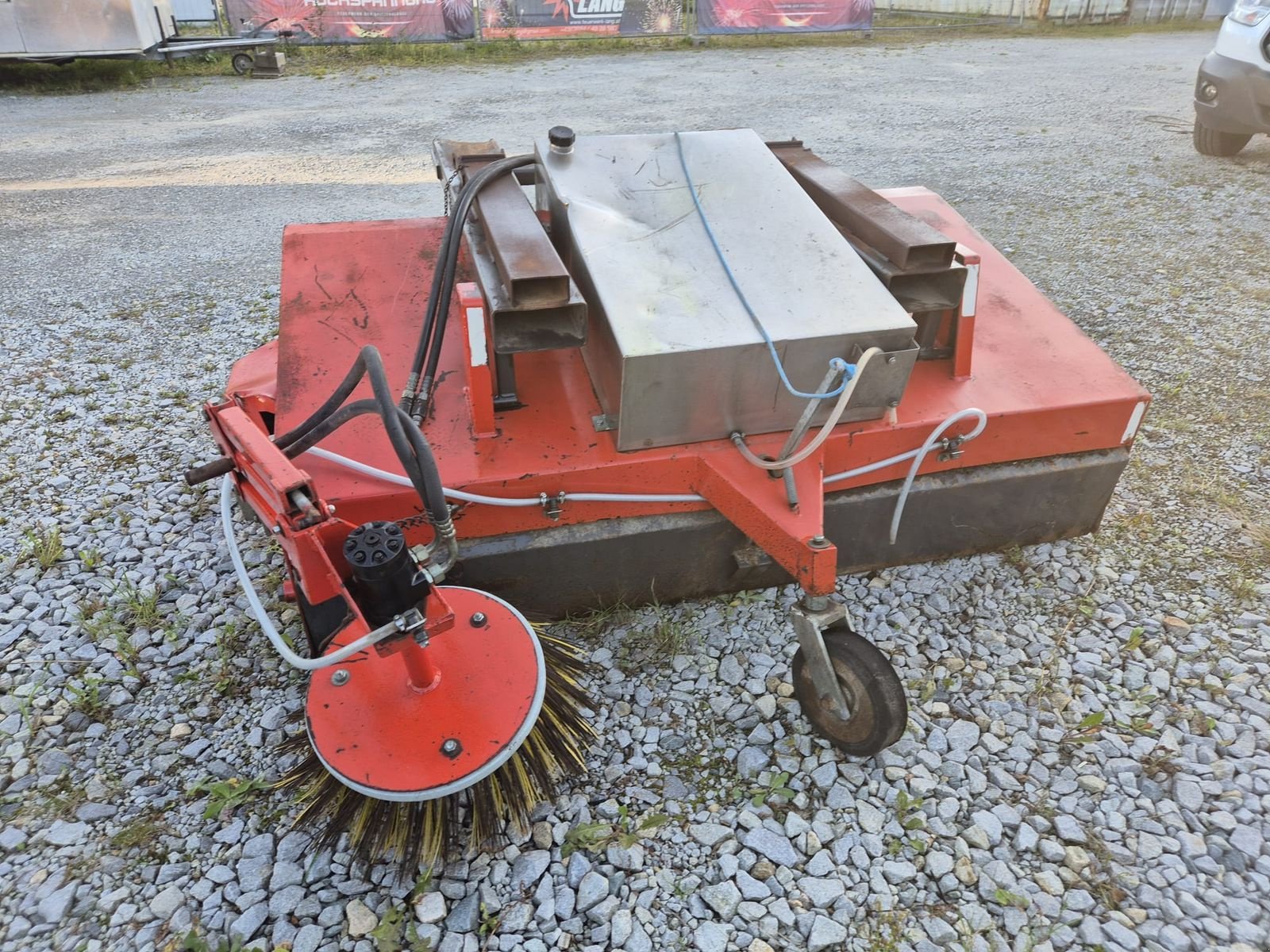 Kehrmaschine Türe ait Eco Kehrmaschine Stapler Radlader Bema Tuchel, Gebrauchtmaschine içinde Aigen-Schlägl (resim 22)