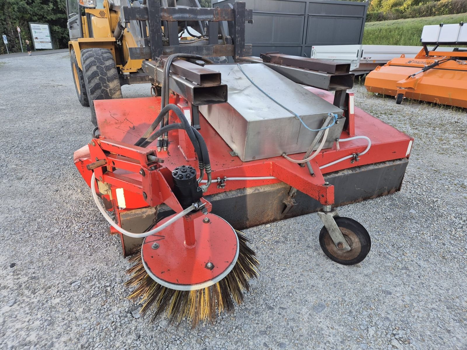 Kehrmaschine Türe ait Eco Kehrmaschine Stapler Radlader Bema Tuchel, Gebrauchtmaschine içinde Aigen-Schlägl (resim 10)