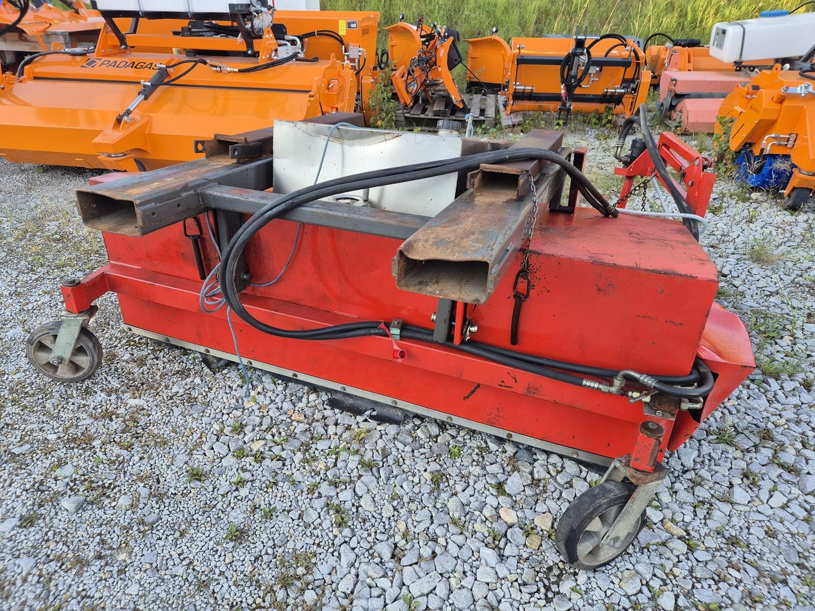 Kehrmaschine Türe ait Eco Kehrmaschine Stapler Radlader Bema Tuchel, Gebrauchtmaschine içinde Aigen-Schlägl (resim 19)