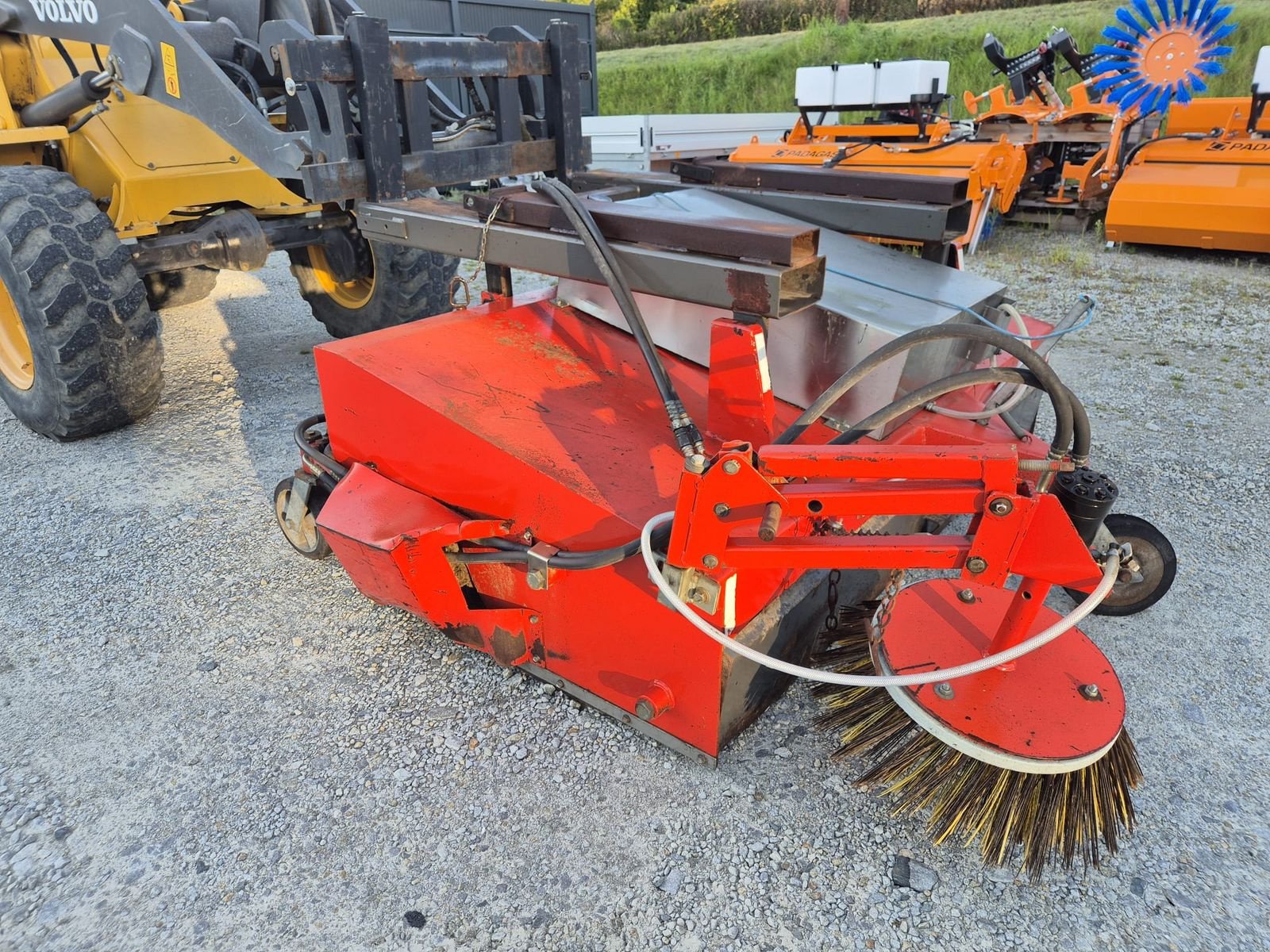 Kehrmaschine Türe ait Eco Kehrmaschine Stapler Radlader Bema Tuchel, Gebrauchtmaschine içinde Aigen-Schlägl (resim 2)