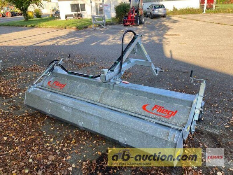 Kehrmaschine типа Fliegl ECONOMY 2300, Gebrauchtmaschine в Grabenstätt-Erlstätt (Фотография 1)