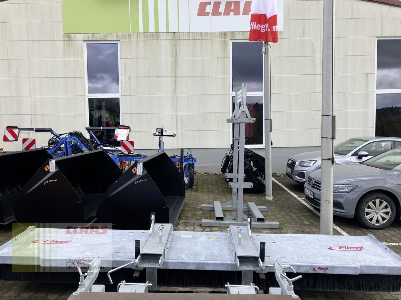 Kehrmaschine του τύπου Fliegl KEBFLI400005 LÖWE 4.000MM, Neumaschine σε Schwend (Φωτογραφία 4)