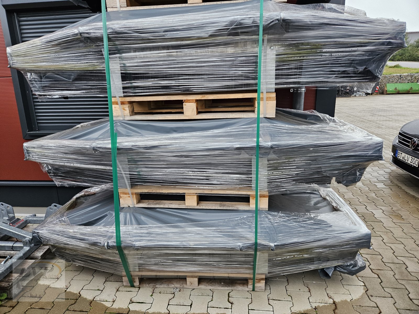 Kehrmaschine des Typs Fliegl Kehrbesen Löwe, Neumaschine in Hohenau (Bild 1)