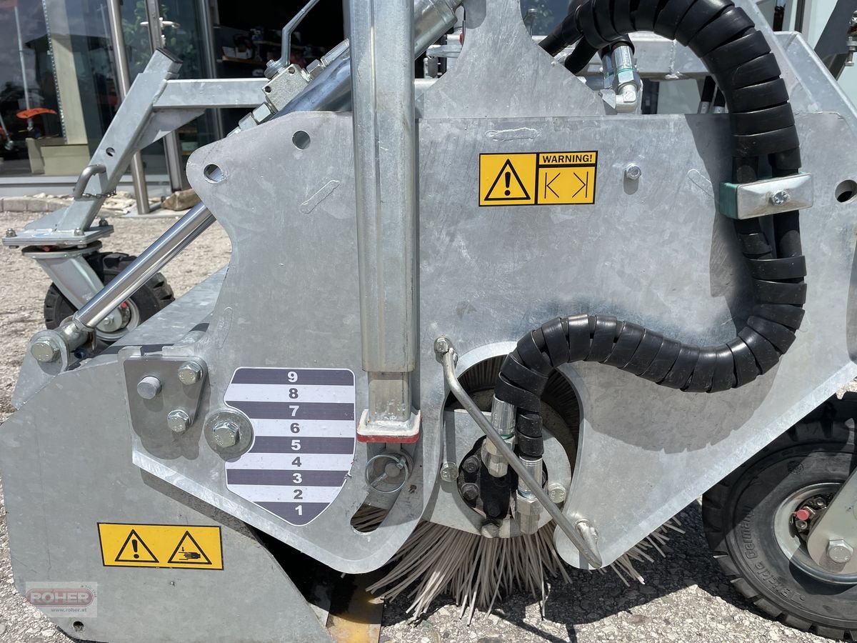 Kehrmaschine des Typs Fliegl Kehrmaschine Typ 500, Neumaschine in Wieselburg Land (Bild 3)