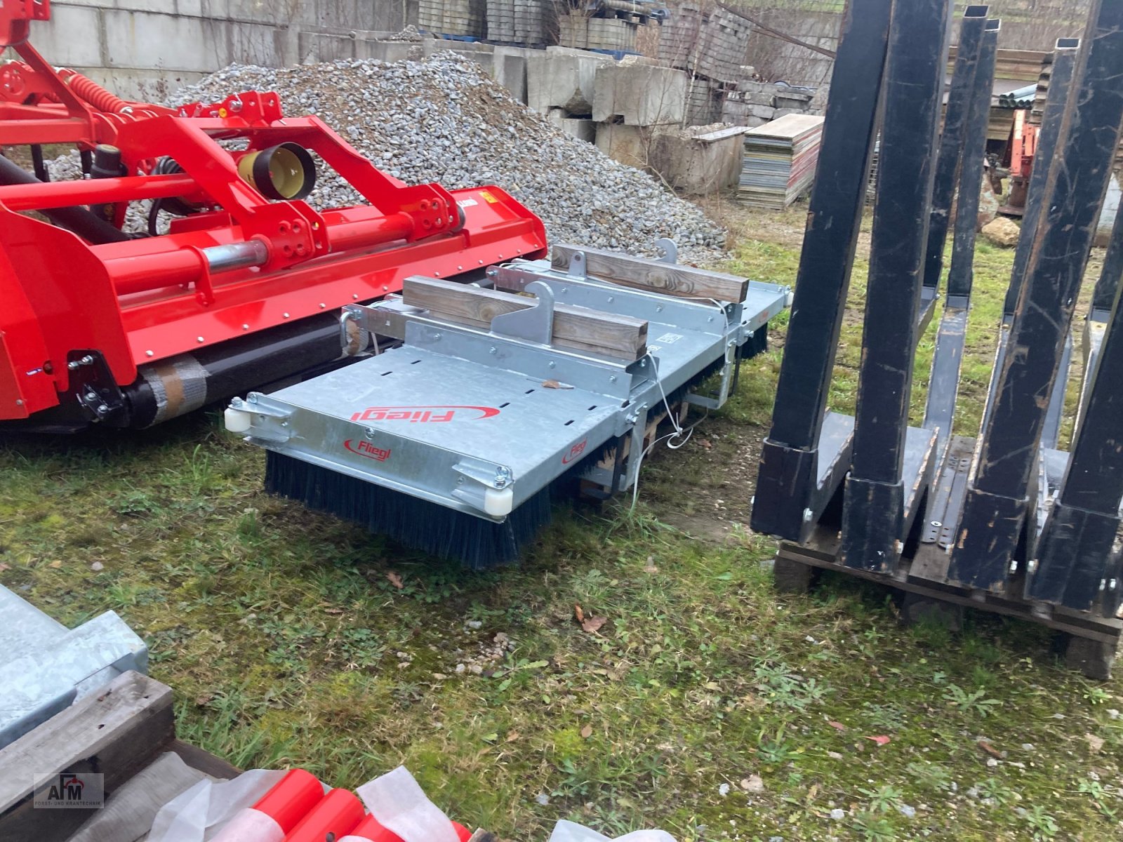 Kehrmaschine a típus Fliegl Löwe 2500, Neumaschine ekkor: Bodenwöhr/ Taxöldern (Kép 1)