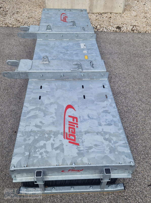 Kehrmaschine typu Fliegl Löwe 3000, Neumaschine v Monheim (Obrázek 2)