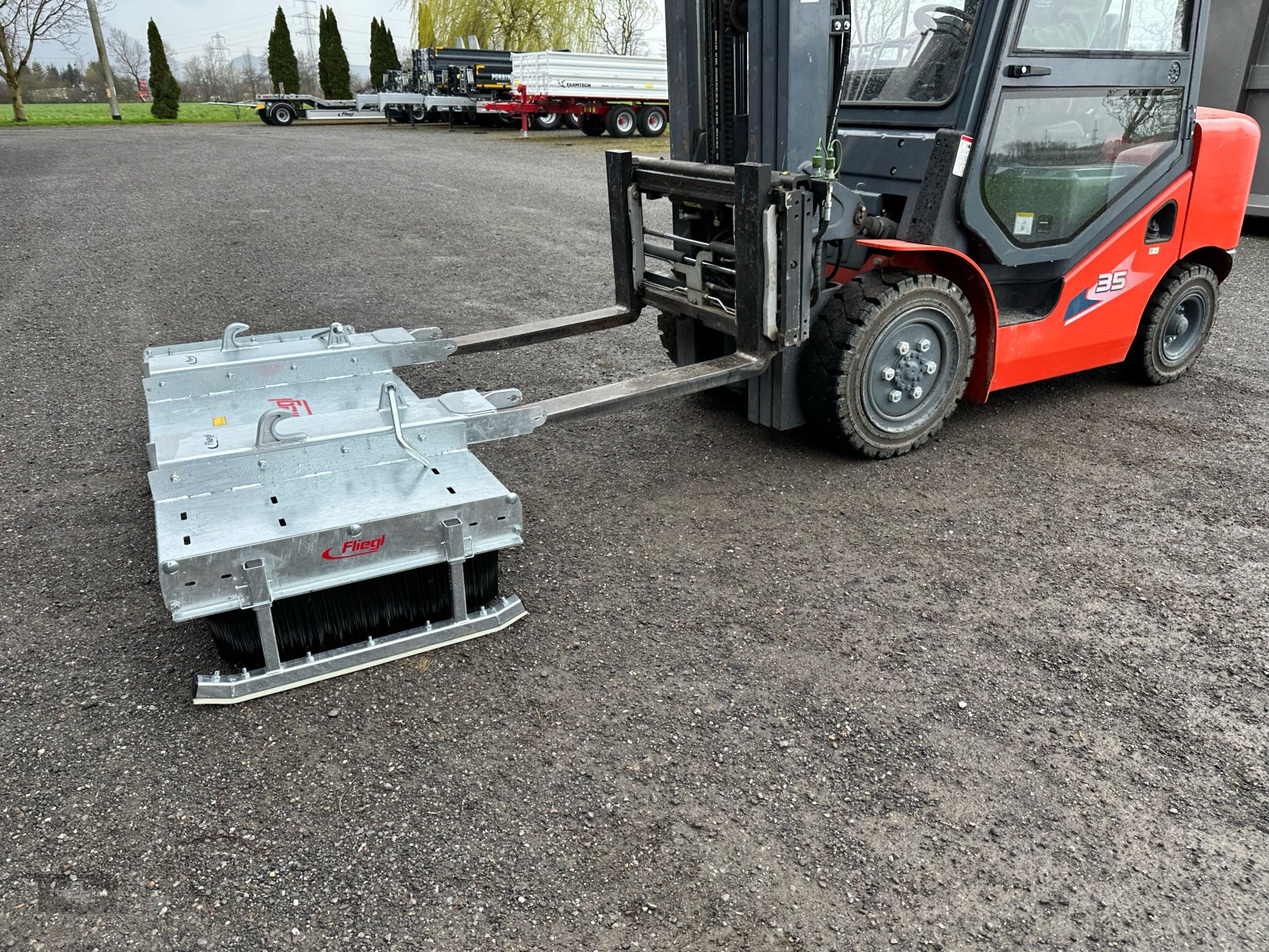 Kehrmaschine typu Fliegl Löwe Schubbesen 2 m, Neumaschine v Rankweil (Obrázek 7)