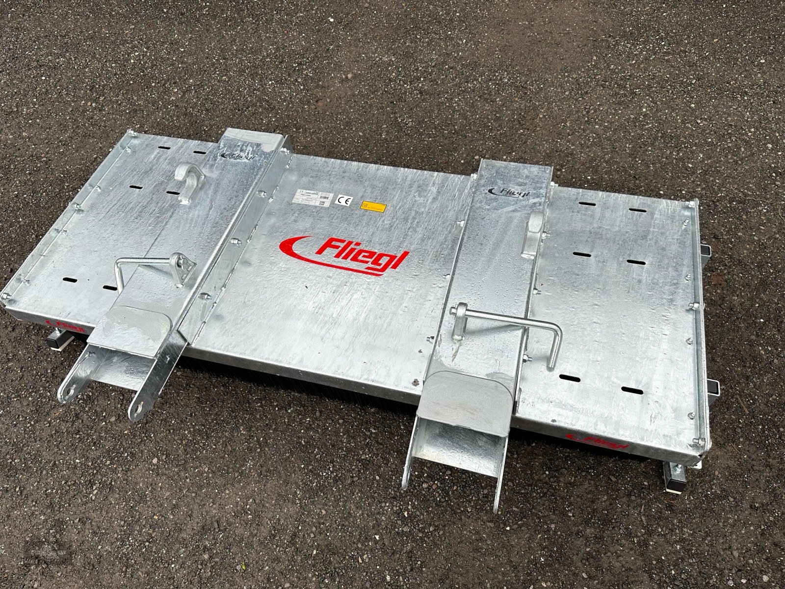 Kehrmaschine typu Fliegl Löwe Schubbesen 2 m, Neumaschine v Rankweil (Obrázek 2)