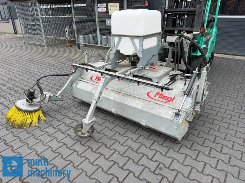 Kehrmaschine vrste Fliegl Type 500 KEH185/500, Gebrauchtmaschine v Geesteren (Slika 1)