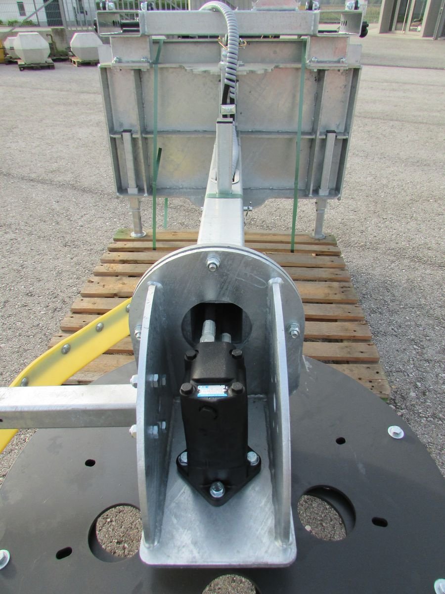 Kehrmaschine des Typs Fliegl Wildkrautbesen, Gebrauchtmaschine in Saxen (Bild 6)