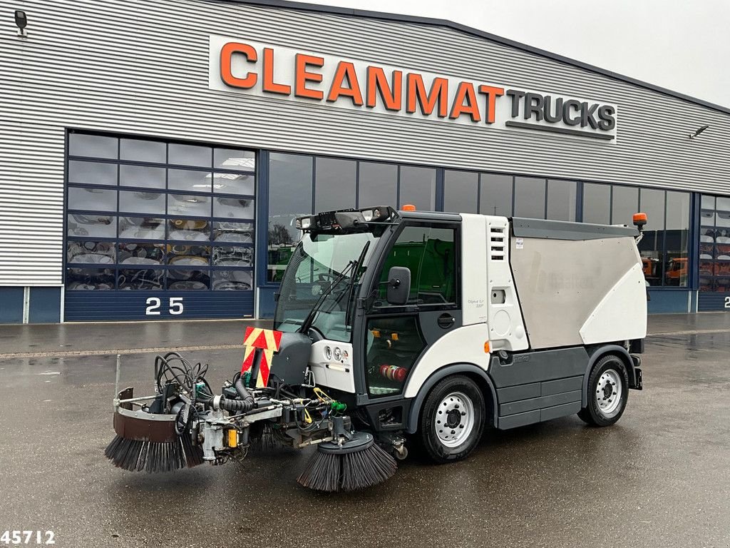 Kehrmaschine des Typs Hako CityMaster 2200 Euro 6 Just 19.762 km!, Gebrauchtmaschine in ANDELST (Bild 3)