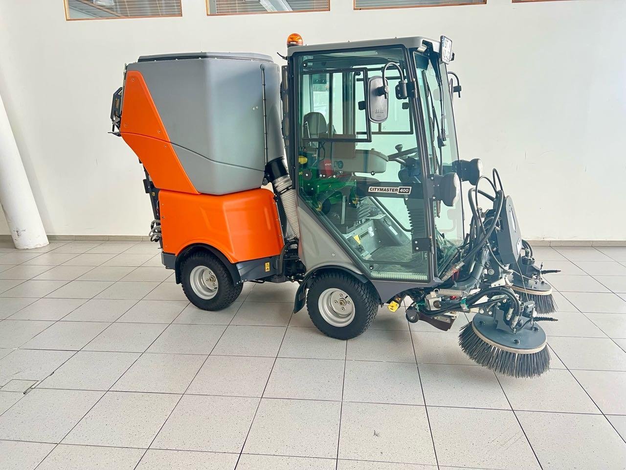 Kehrmaschine des Typs Hako Citymaster 400, Gebrauchtmaschine in Beckum (Bild 3)