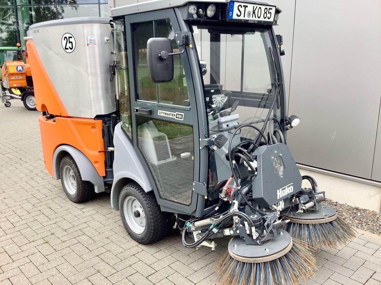 Kehrmaschine des Typs Hako Citymaster 650, Gebrauchtmaschine in Greven (Bild 2)