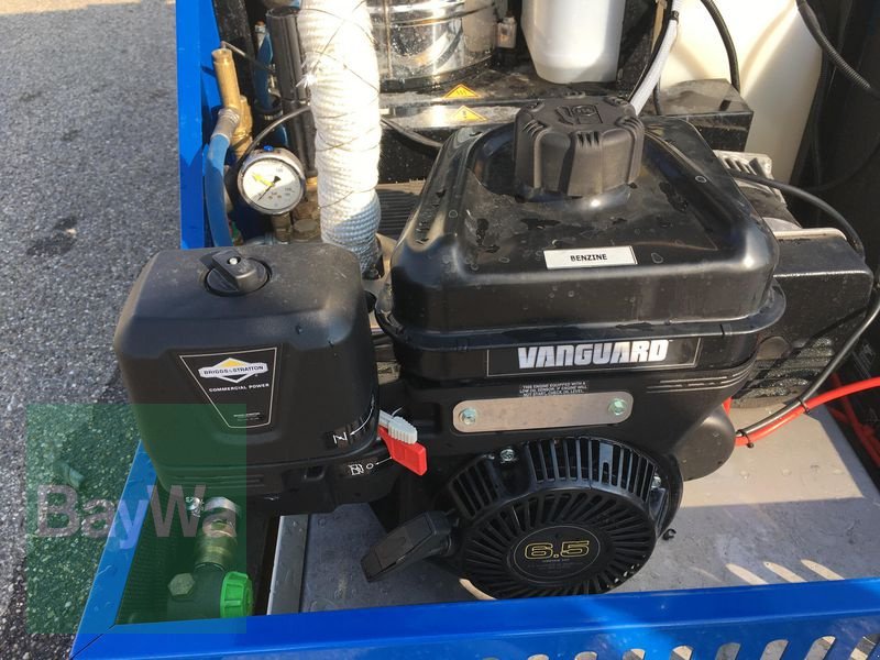 Kehrmaschine des Typs Heatweed WAVE MID SERIES 22/8, Gebrauchtmaschine in Obertraubling (Bild 13)