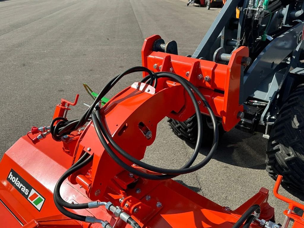 Kehrmaschine des Typs Holaras H-150 Veegmachine, Gebrauchtmaschine in BENNEKOM (Bild 9)