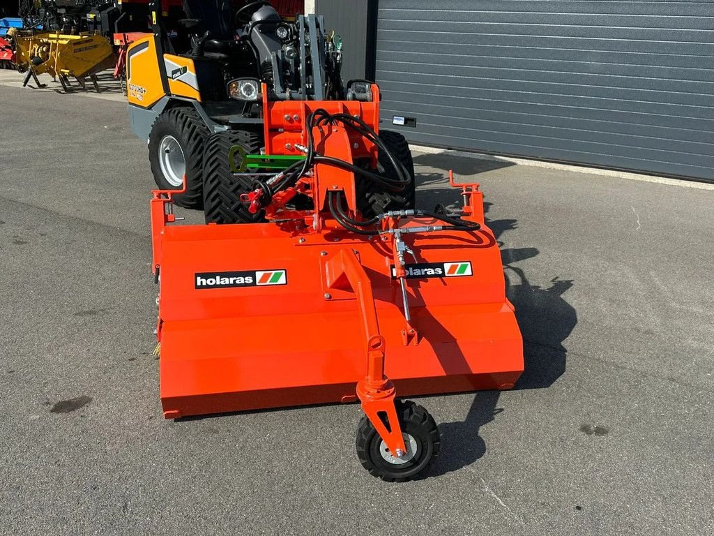 Kehrmaschine des Typs Holaras H-150 Veegmachine, Gebrauchtmaschine in BENNEKOM (Bild 2)