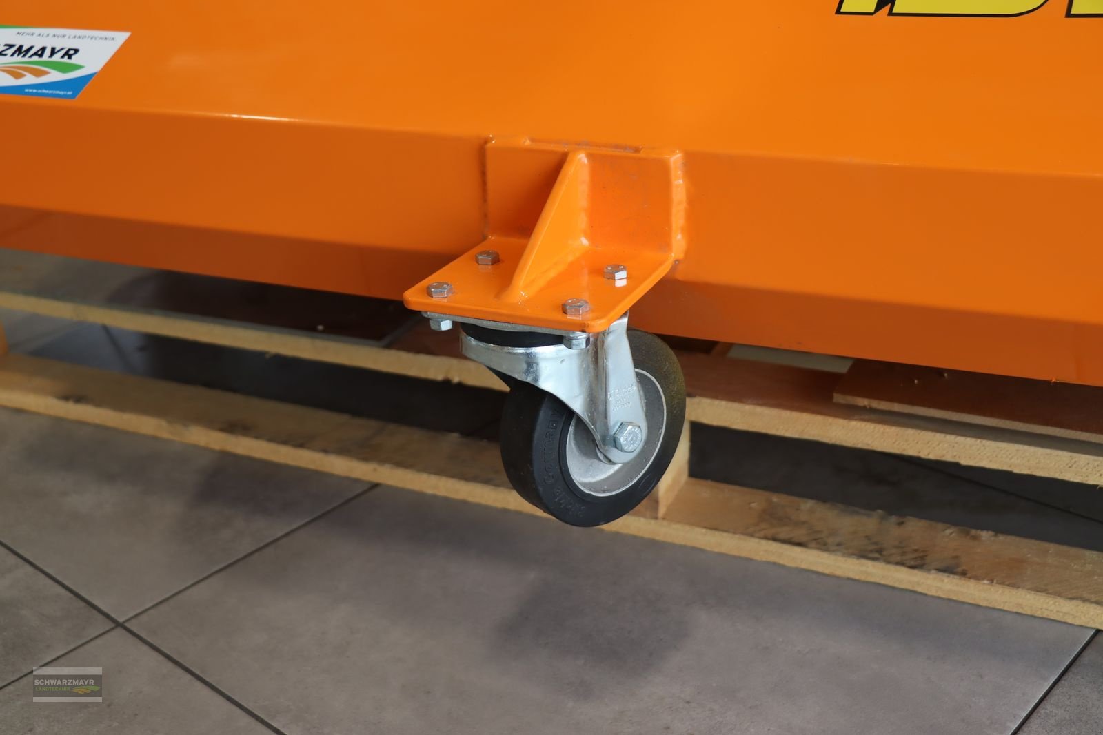 Kehrmaschine des Typs Iseki Frontkehrmaschine KL 130/40, Gebrauchtmaschine in Gampern (Bild 5)