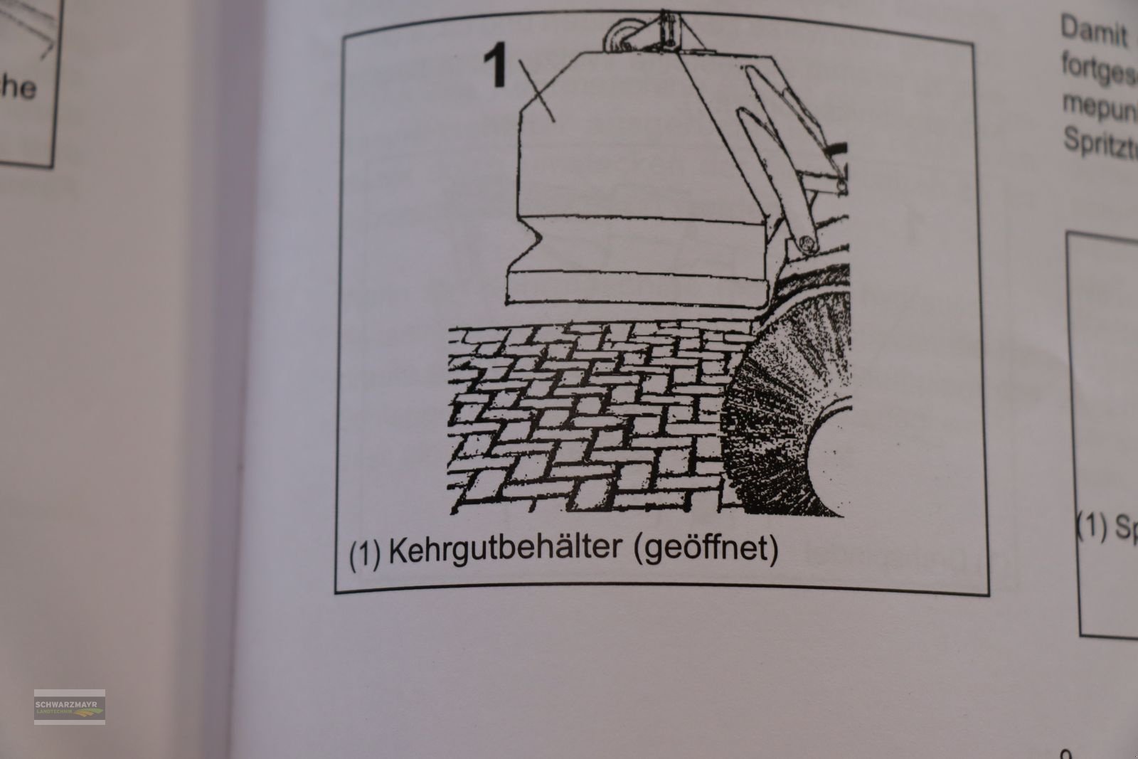 Kehrmaschine des Typs Iseki Frontkehrmaschine KL 130/40, Gebrauchtmaschine in Gampern (Bild 15)