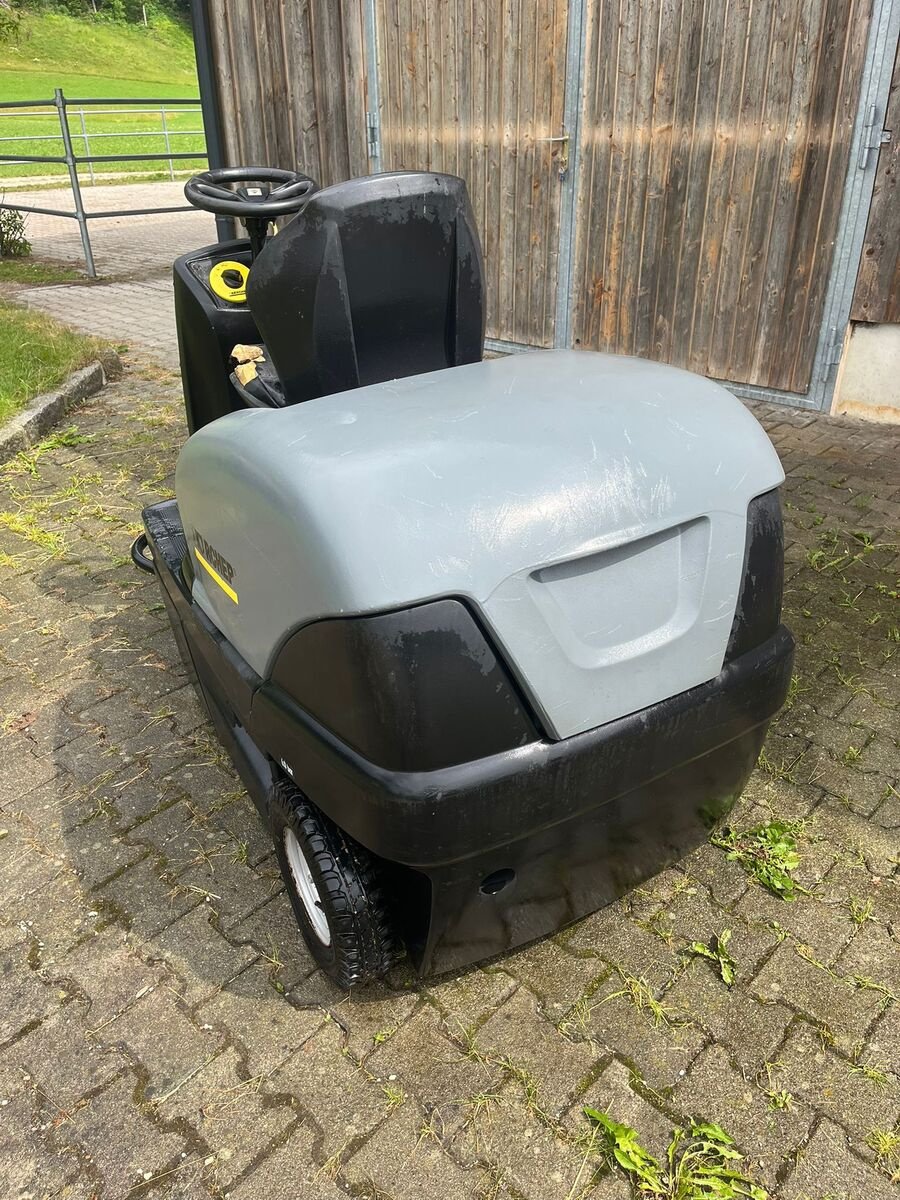 Kehrmaschine des Typs Kärcher Kehrmaschine KM 100/100R, Gebrauchtmaschine in Bergheim (Bild 3)