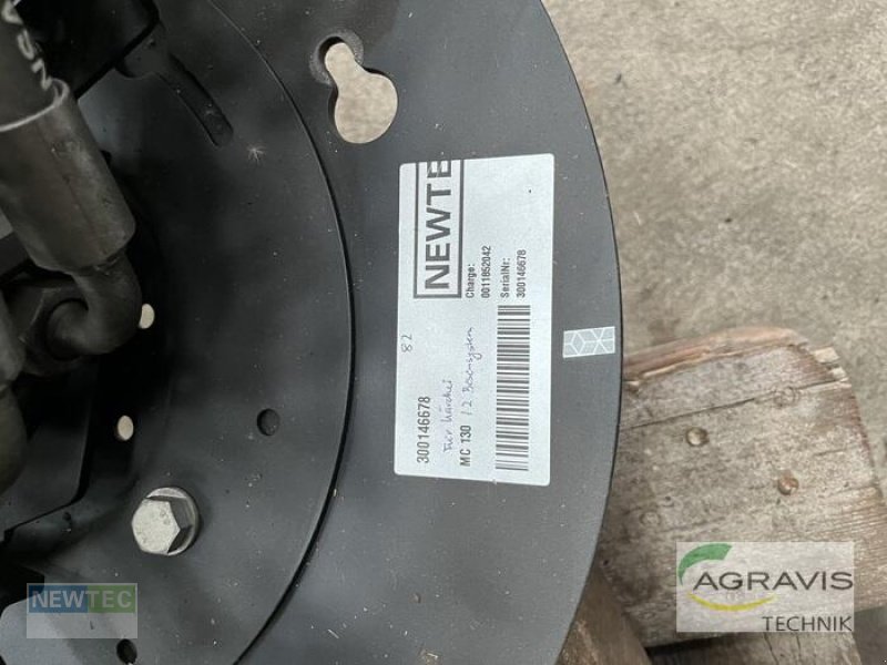 Kehrmaschine of the type Kärcher MC 130, Gebrauchtmaschine in Scharbeutz (Picture 5)