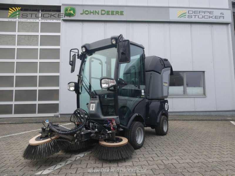 Kehrmaschine tip Kärcher MC 50, Gebrauchtmaschine in Lauterberg/Barbis (Poză 1)