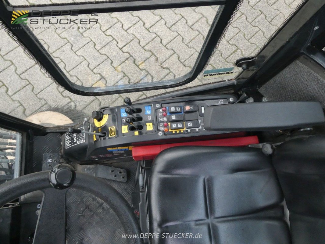 Kehrmaschine del tipo Kärcher MC 50, Gebrauchtmaschine In Lauterberg/Barbis (Immagine 14)