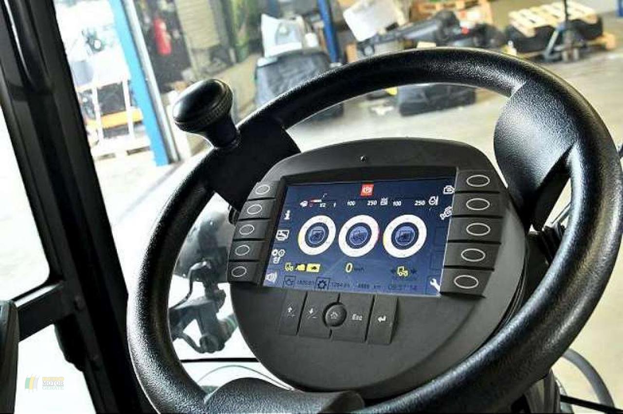 Kehrmaschine of the type Kärcher MC130, Gebrauchtmaschine in Winsen (Picture 7)