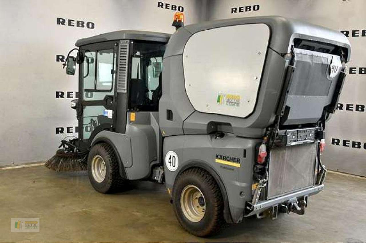 Kehrmaschine typu Kärcher MC130, Gebrauchtmaschine v Winsen (Obrázek 2)