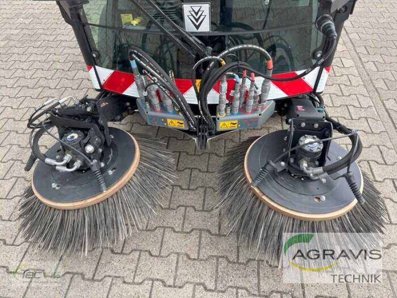 Kehrmaschine van het type Kärcher MC150, Vorführmaschine in Münster (Foto 6)