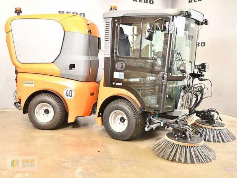 Kehrmaschine of the type Kärcher MC150, Neumaschine in Cloppenburg (Picture 1)