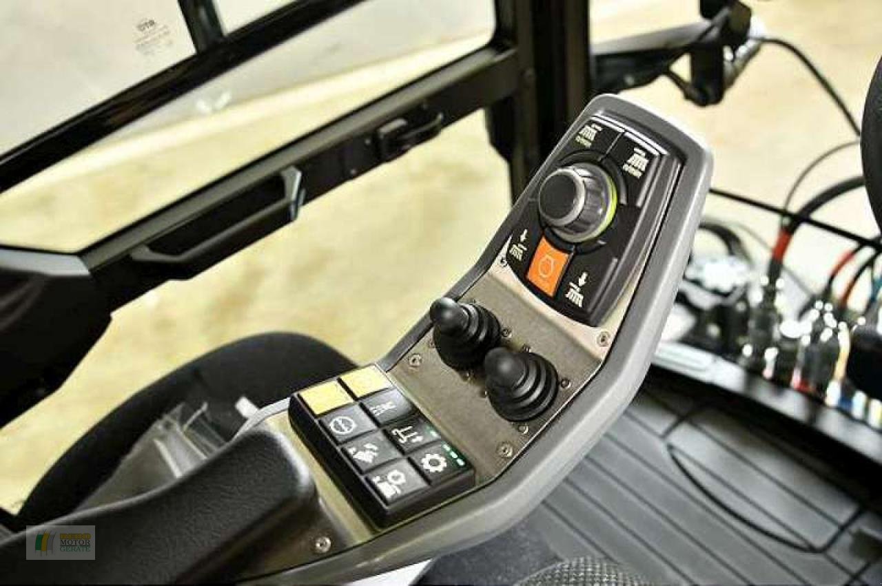 Kehrmaschine des Typs Kärcher MC150, Neumaschine in Cloppenburg (Bild 4)