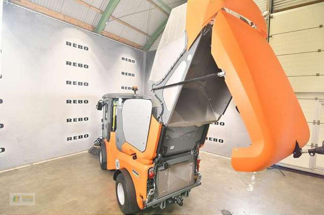 Kehrmaschine a típus Kärcher MC150, Neumaschine ekkor: Cloppenburg (Kép 8)