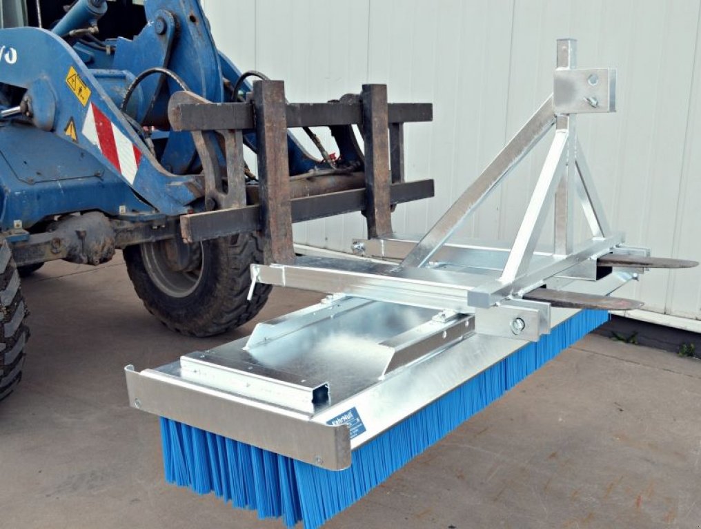 Kehrmaschine a típus KehrMuli Blockbesen, Kehrbesen, KehrMuli 1500, Gebrauchtmaschine ekkor: Krustetten (Kép 5)
