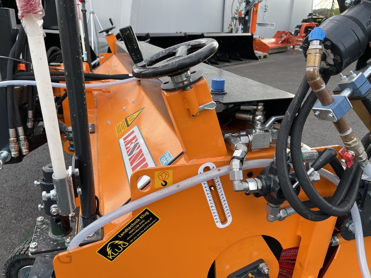 Kehrmaschine des Typs Lesnik MLK 250 Profi Kehrmaschine, Neumaschine in Pirching am Traubenberg (Bild 11)
