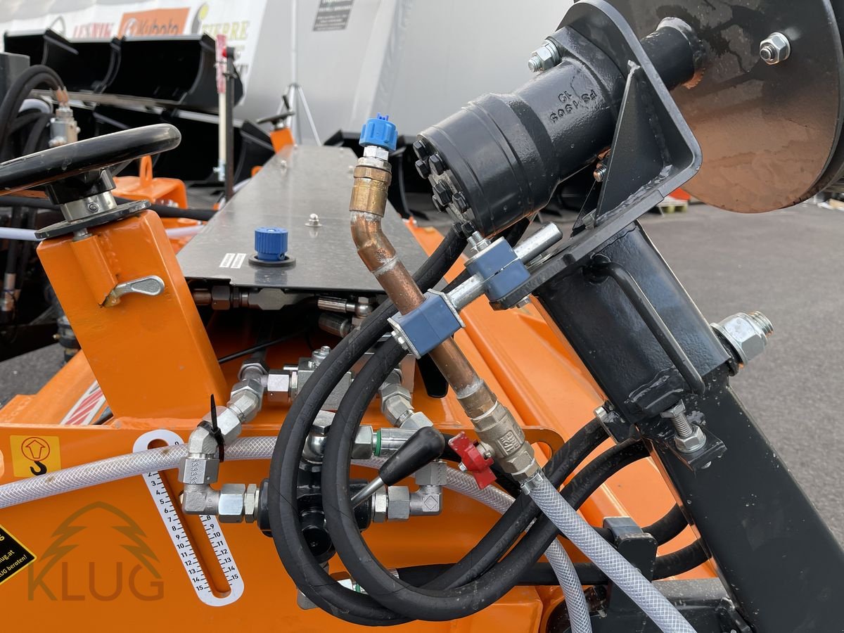 Kehrmaschine des Typs Lesnik MLK 250 Profi Kehrmaschine, Neumaschine in Pirching am Traubenberg (Bild 20)