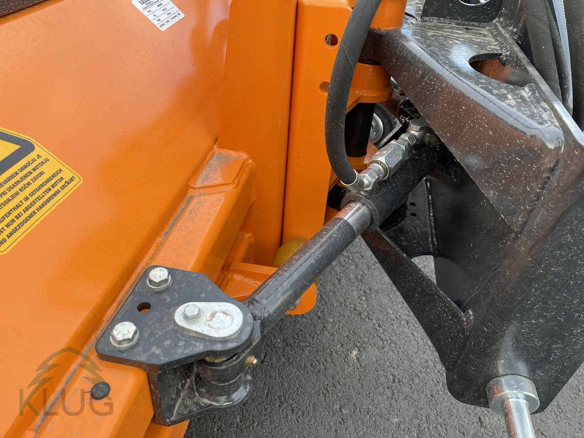 Kehrmaschine des Typs Lesnik MLK 250 Profi Kehrmaschine, Neumaschine in Pirching am Traubenberg (Bild 16)