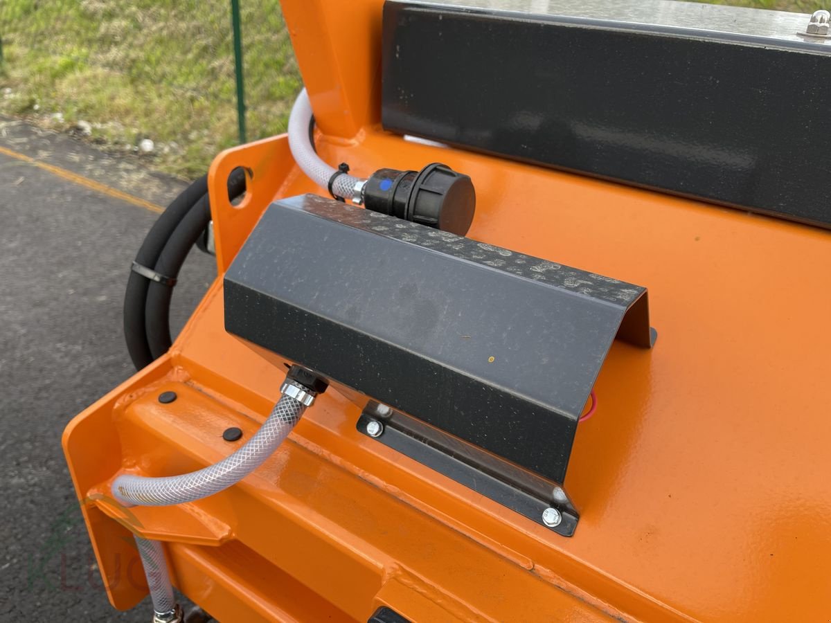 Kehrmaschine des Typs Lesnik MLK 250 Profi Kehrmaschine, Neumaschine in Pirching am Traubenberg (Bild 2)