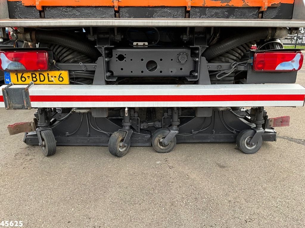 Kehrmaschine del tipo MAN TGS 18.440 Euro 6 Beam S9000 Wegdekreiniger links en rechts vege, Gebrauchtmaschine In ANDELST (Immagine 4)