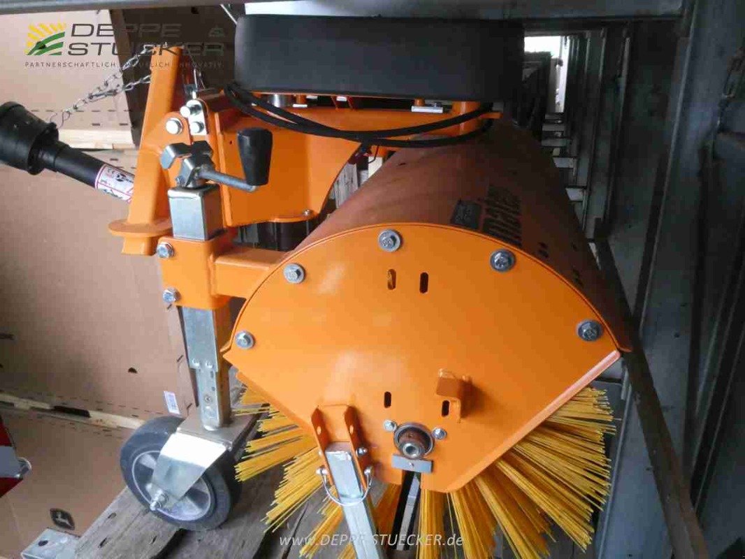 Kehrmaschine del tipo Matev SWE-H/M 12-45, Gebrauchtmaschine In Lauterberg/Barbis (Immagine 2)