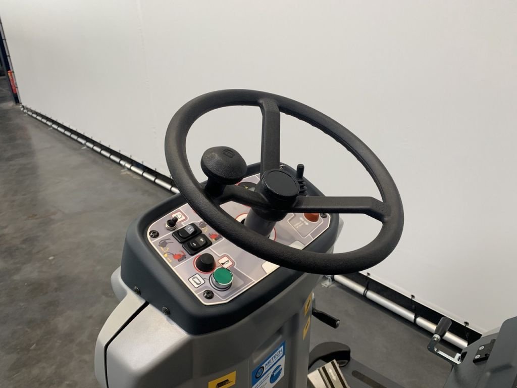 Kehrmaschine des Typs Meijer VR 1300 HD, Neumaschine in Culemborg (Bild 7)