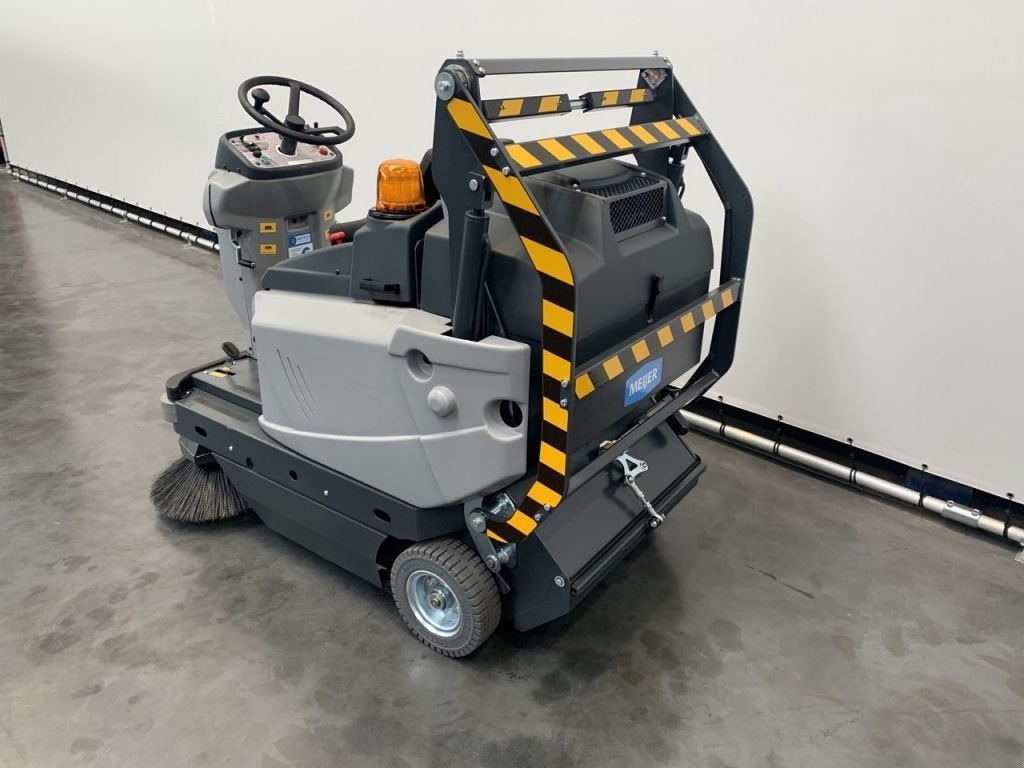 Kehrmaschine des Typs Meijer VR 1300 HD, Neumaschine in Culemborg (Bild 3)