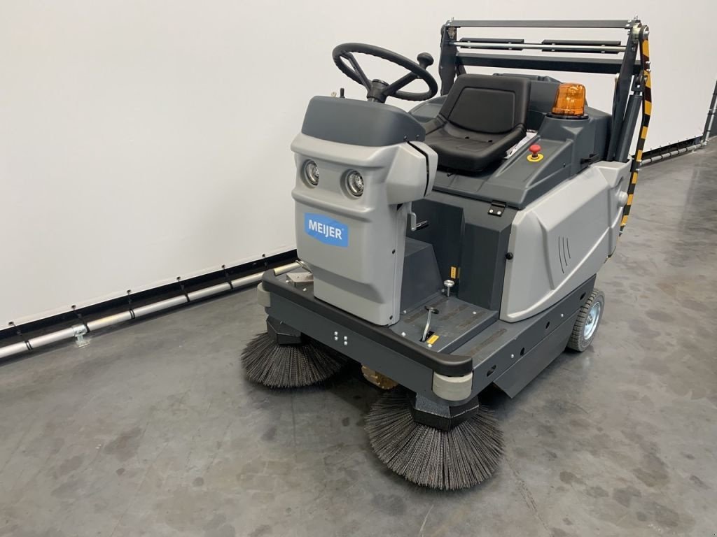 Kehrmaschine des Typs Meijer VR 1300 HD, Neumaschine in Culemborg (Bild 4)