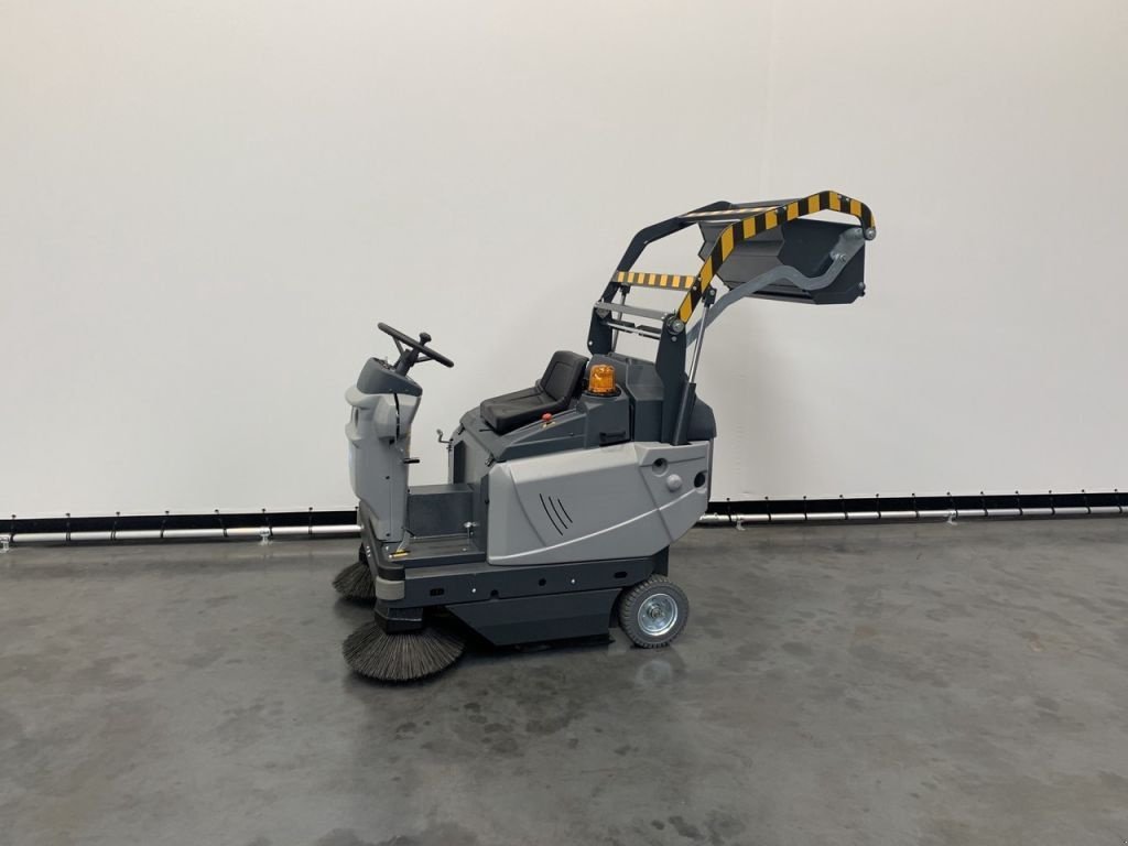 Kehrmaschine des Typs Meijer VR 1300 HD, Neumaschine in Culemborg (Bild 8)