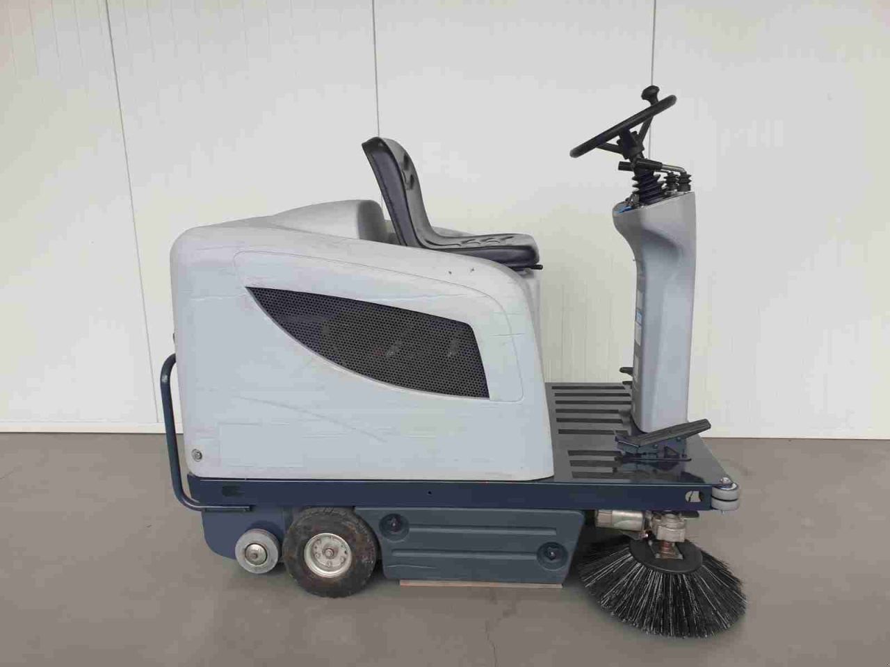 Kehrmaschine a típus Nilfisk SR 1100B, Gebrauchtmaschine ekkor: Barneveld (Kép 2)