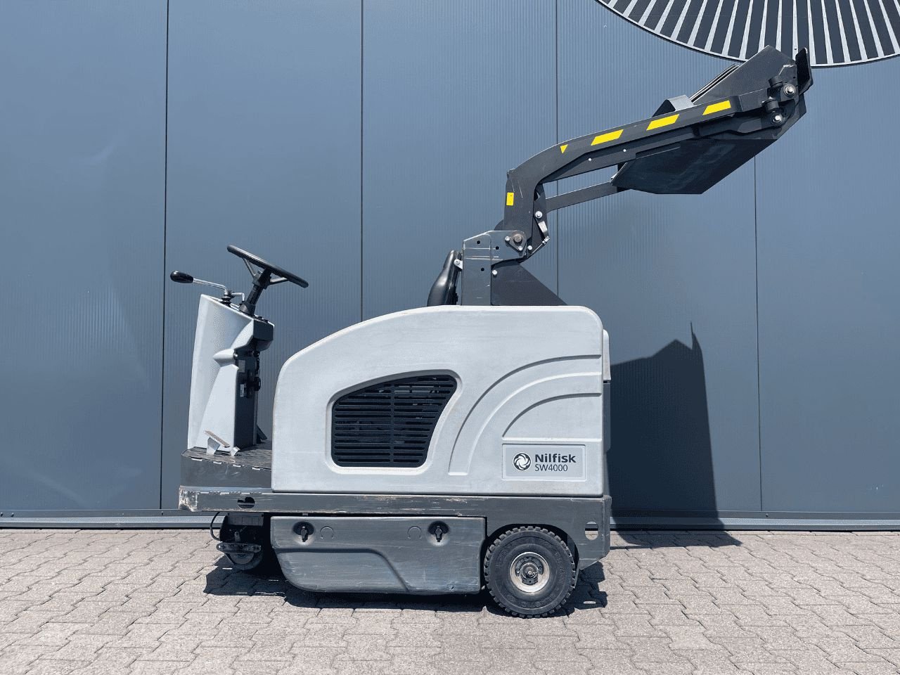 Kehrmaschine του τύπου Nilfisk SW4000, Gebrauchtmaschine σε Barneveld (Φωτογραφία 7)
