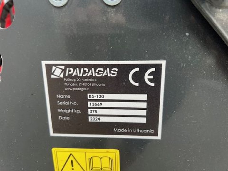 Kehrmaschine des Typs Padagas Kehrschaufel 1,3m Euroaufnahme, Neumaschine in NATTERNBACH (Bild 4)