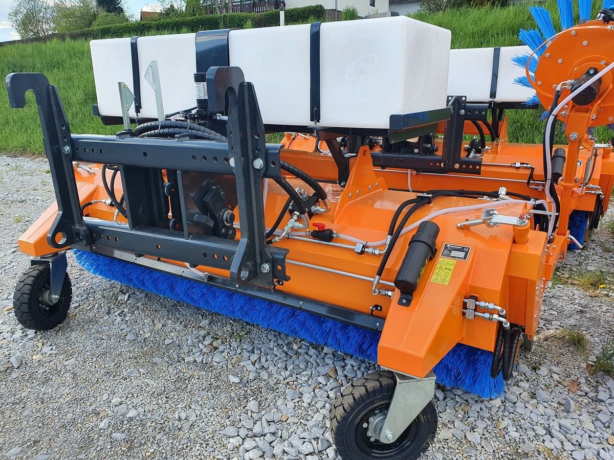 Kehrmaschine of the type Padagas PROFI H KEHRMASCHINE Radlader Traktor Bema Tuche, Neumaschine in Aigen-Schlägl (Picture 12)